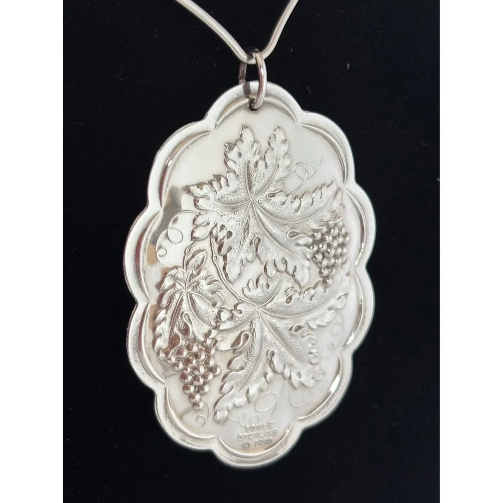 Towle Sterling Silver 1980 Christmas Medallion Ten Lords A Leaping Ornament Box